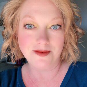 Meet your Posher, Tonya